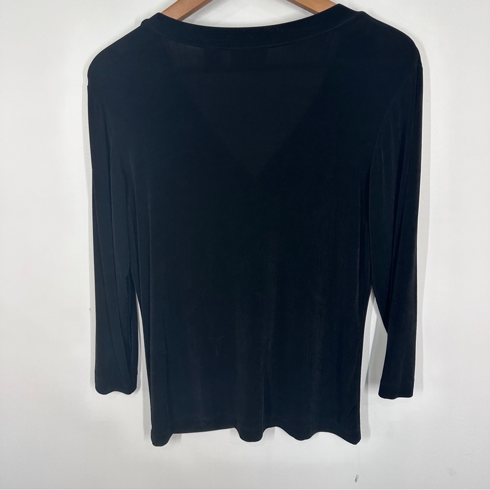 Chicos Traveler Black V Neck Top Size 1 Medium 3/4 Sleeves - Picture 5 of 5